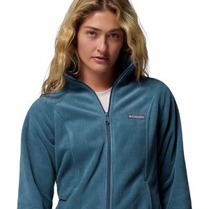 Columbia Fleece Jacket - Teal. Women’s XL